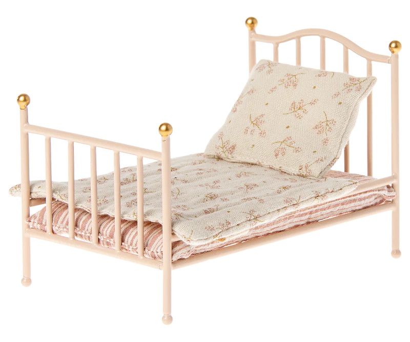 Maileg Vintage Bed Rose, Mouse