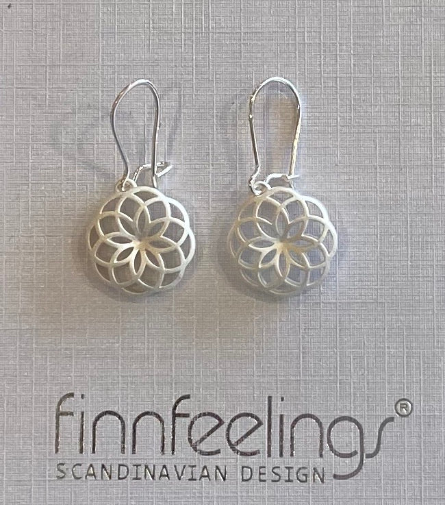 FinnFeelings Flare Earrings