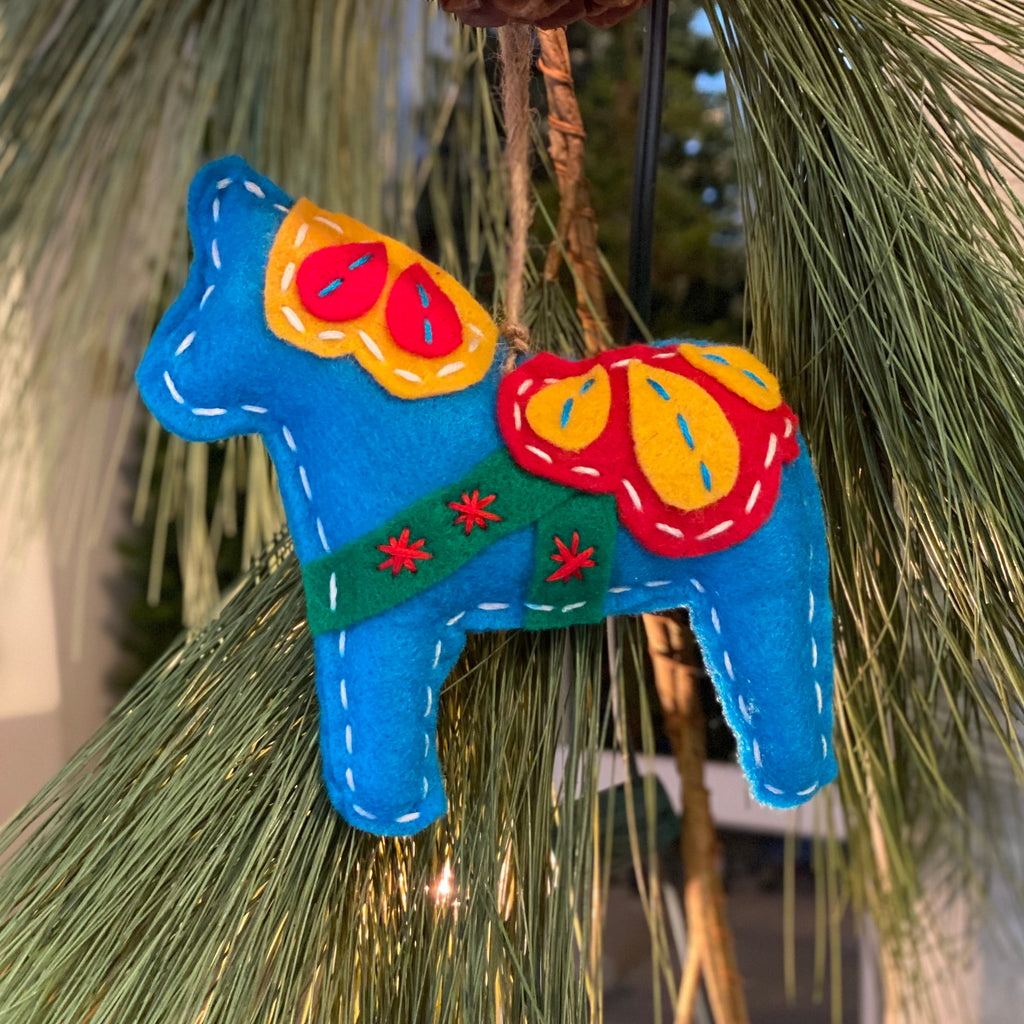 Jul Gems Felt Ornament, Blue Dala Horse